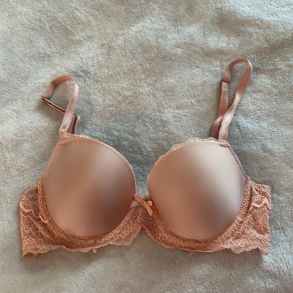 VS Dream Angels Demi Bra